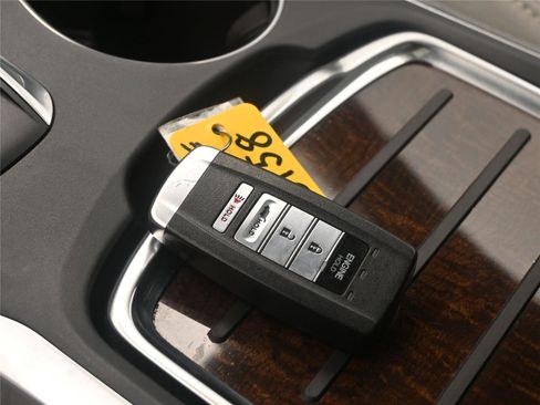 Used 2018 Acura MDX SH-AWD w/ Technology Package image 6