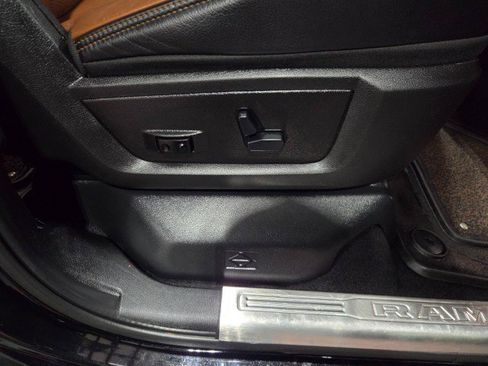 Used 2020 RAM 2500 Limited image 72