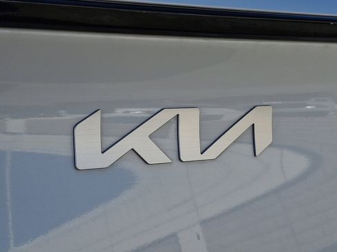 Certified 2023 Kia Sportage EX image 29