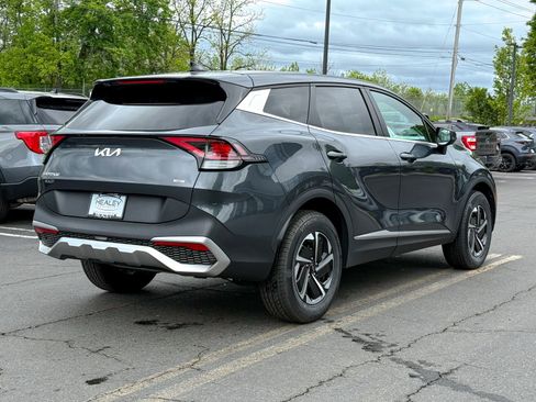 Used 2023 Kia Sportage LX AWD/4WD image 8