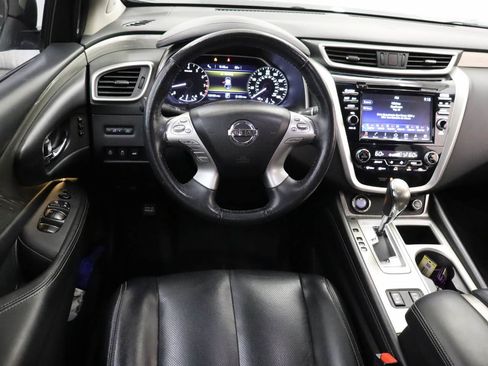 Used 2018 Nissan Murano SL w/ Midnight Edition Package FWD image 4