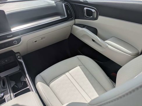 New 2025 Kia Sorento S w/ Panoramic Sunroof Package FWD image 17