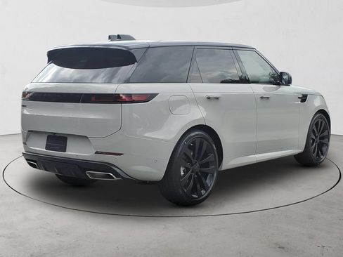 New 2026 Land Rover Range Rover Sport Dynamic SE AWD/4WD image 5