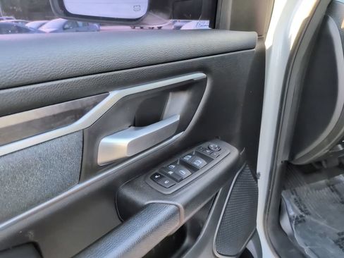 Used 2022 RAM 1500 Big Horn AWD/4WD image 17