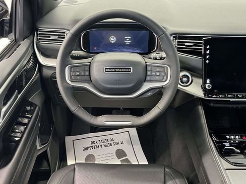 New 2026 Jeep Grand Wagoneer Limited image 15