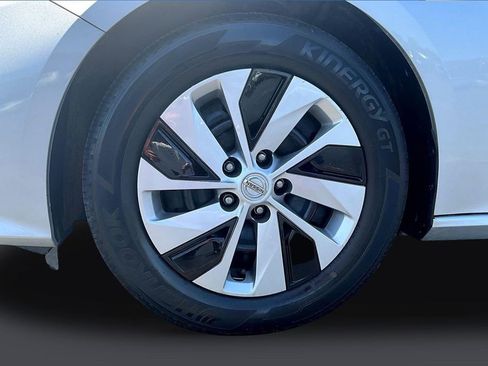 Used 2022 Nissan Altima 2.5 S FWD image 33
