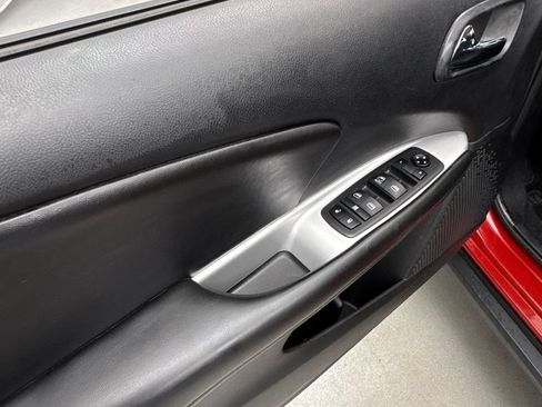 Used 2019 Dodge Journey SE FWD image 15