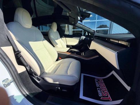 Used 2021 Tesla Model S Plaid image 37