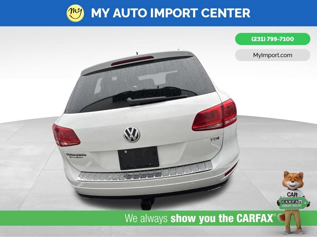 Used 2014 Volkswagen Touareg TDI AWD/4WD image 5