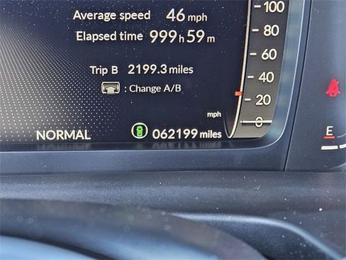 Used 2024 Honda Pilot Elite image 32