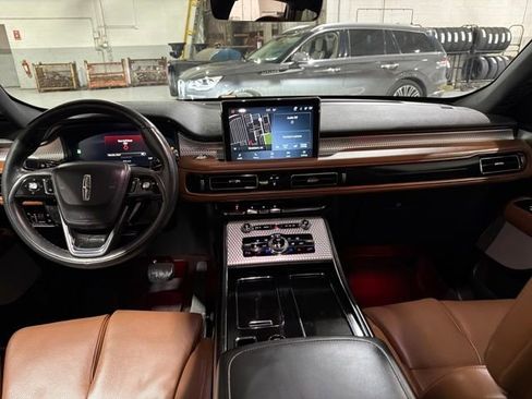 Certified 2023 Lincoln Aviator Grand Touring w/ Equipment Group 301A image 16