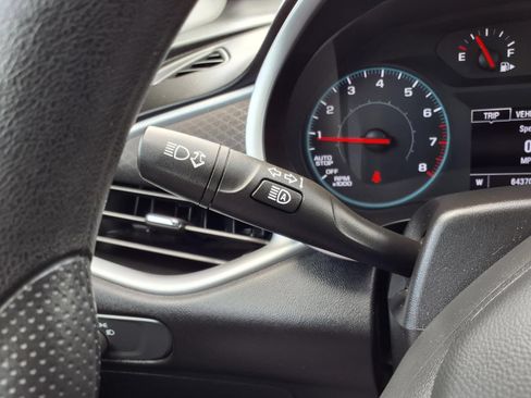 Used 2024 Chevrolet Malibu LT FWD image 18