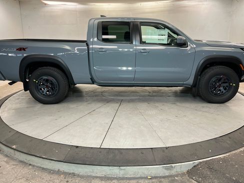 New 2026 Nissan Frontier PRO-4X w/ Tow Package AWD/4WD image 6