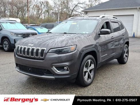 Used 2020 Jeep Cherokee Limited w/ Technology Group image 3