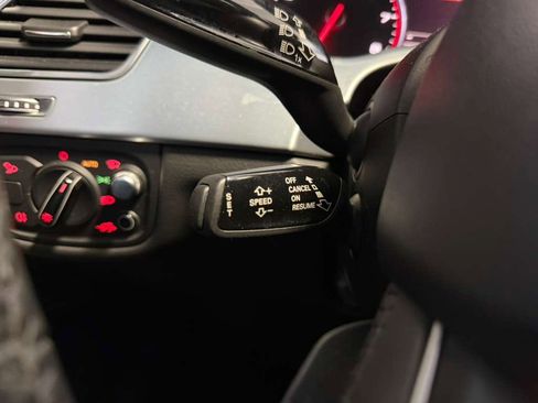 Used 2015 Audi A8 3.0T w/ Premium Package image 36