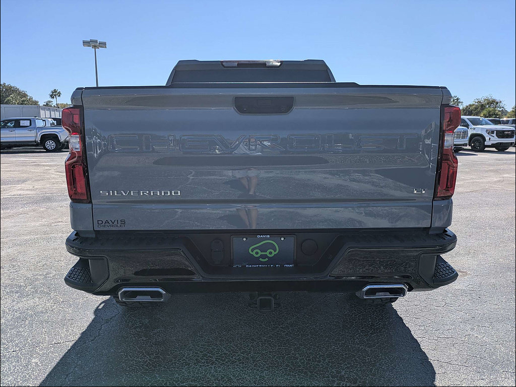 Used 2024 Chevrolet Silverado 1500 LT Trail Boss w/ Protection Package AWD/4WD image 9