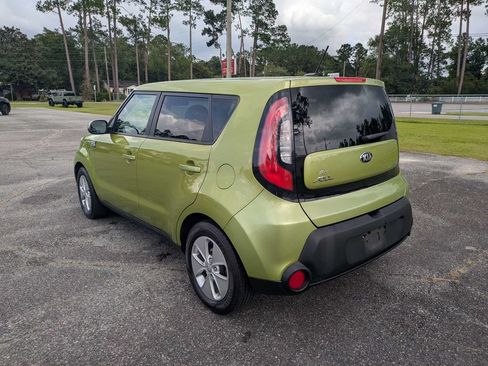 Used 2015 Kia Soul FWD image 7