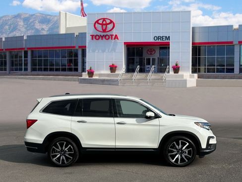 Used 2021 Honda Pilot Touring image 3