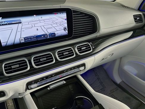 New 2026 Mercedes-Benz Maybach GLS 600 4MATIC image 22