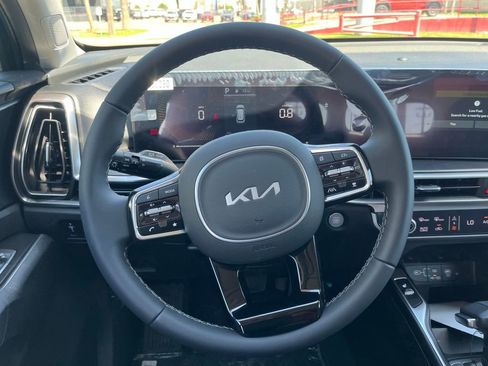 New 2025 Kia Sorento EX w/ Panoramic Sunroof Package FWD image 17