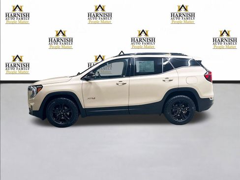 Used 2022 GMC Terrain AT4 w/ Infotainment Package II AWD/4WD image 10