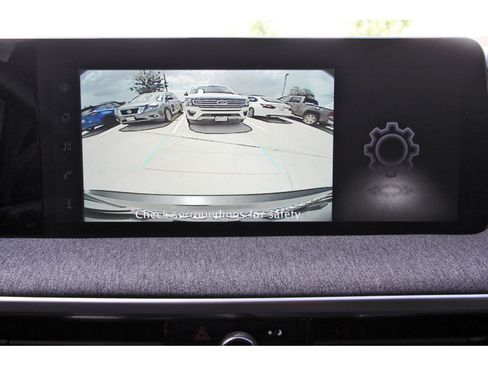 Certified 2025 Nissan Kicks SV AWD/4WD image 24