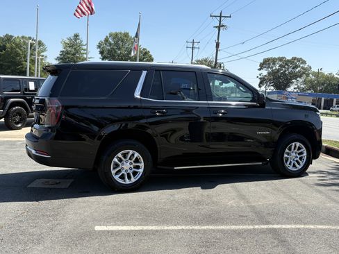 Used 2025 Chevrolet Tahoe LT RWD image 4