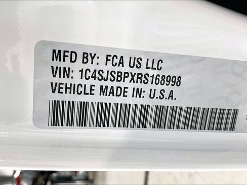 Used 2024 Jeep Wagoneer L Series II w/ Flexible Seating Group image 33