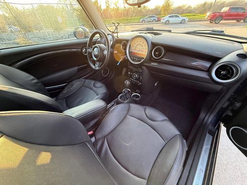 Used 2013 MINI Cooper S image 39