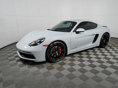 Certified 2025 Porsche 718 Cayman GTS RWD image 2