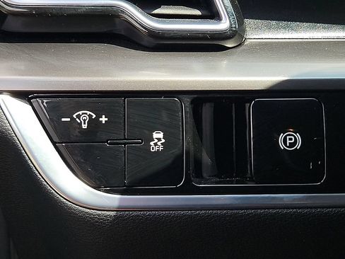 Certified 2023 Kia Sportage EX AWD/4WD image 27
