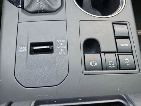 Used 2024 Toyota Highlander XSE image 23