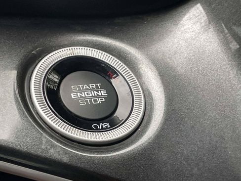 Used 2023 Jeep Grand Cherokee L Laredo AWD/4WD image 27