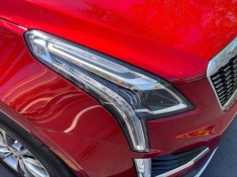 Used 2021 Cadillac XT5 Premium Luxury FWD image 29