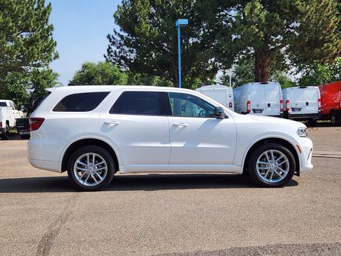 Used 2025 Dodge Durango GT AWD/4WD image 2