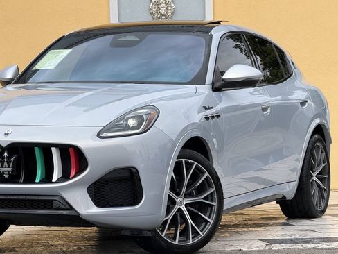 Used 2023 Maserati Grecale Modena AWD/4WD image 5