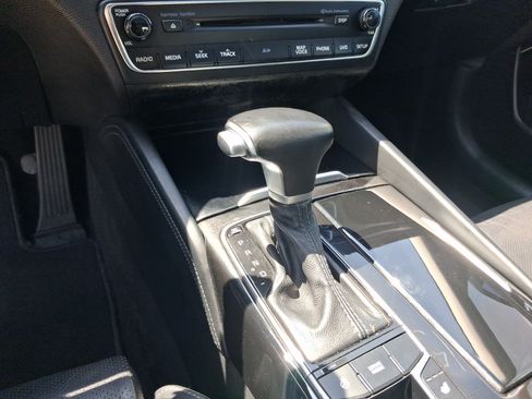 Used 2017 Kia Cadenza Technology FWD image 20