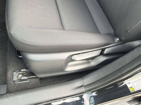 Used 2025 Toyota Corolla LE FWD image 14