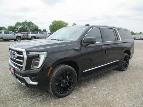 New 2026 GMC Yukon XL Elevation w/ Elevation Premium Package AWD/4WD image 9