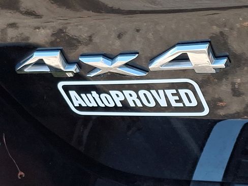 Used 2019 Jeep Grand Cherokee Overland AWD/4WD image 32