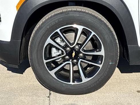 New 2026 Chevrolet TrailBlazer LT w/ Convenience Package image 28
