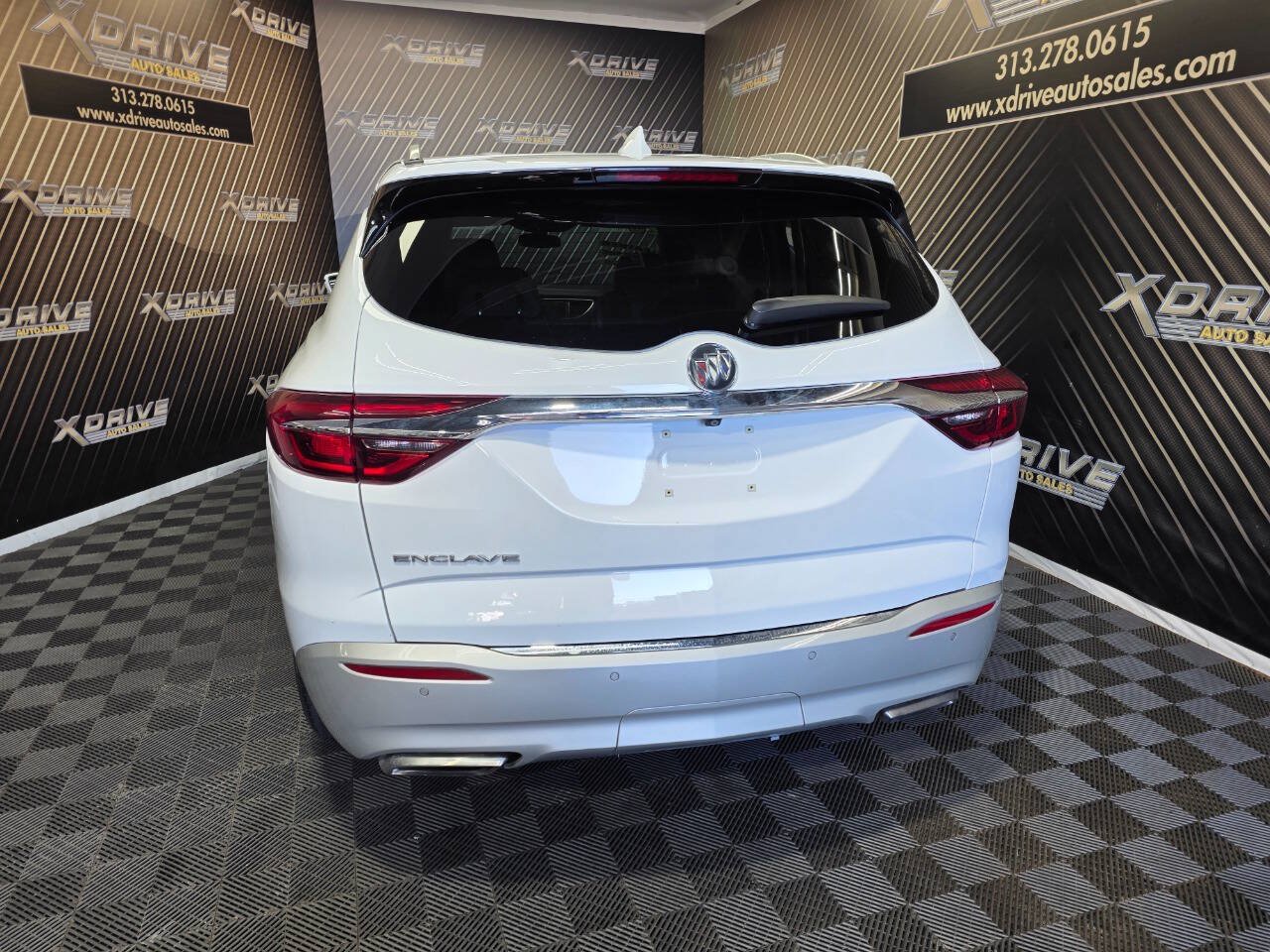 Used 2020 Buick Enclave Essence FWD image 12