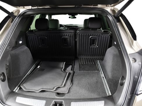 Used 2023 Cadillac XT5 Sportv AWD/4WD image 52