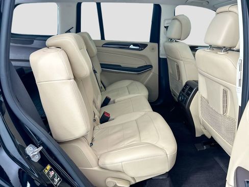 Used 2019 Mercedes-Benz GLS 550 4MATIC image 21