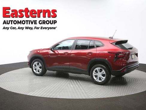 Used 2024 Chevrolet Trax LS FWD image 62