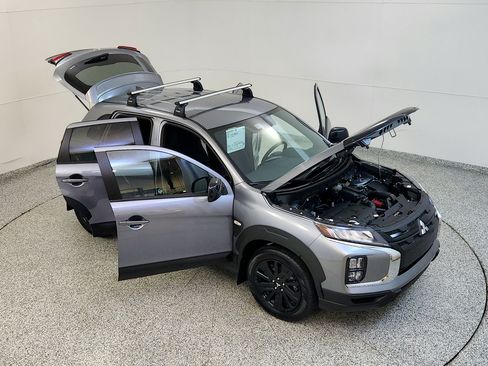 Used 2025 Mitsubishi Outlander Sport AWD image 17
