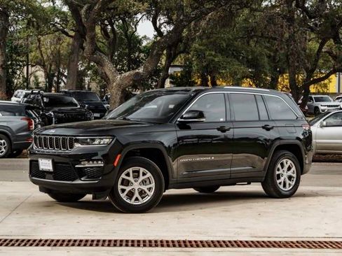 Used 2023 Jeep Grand Cherokee Limited image 1