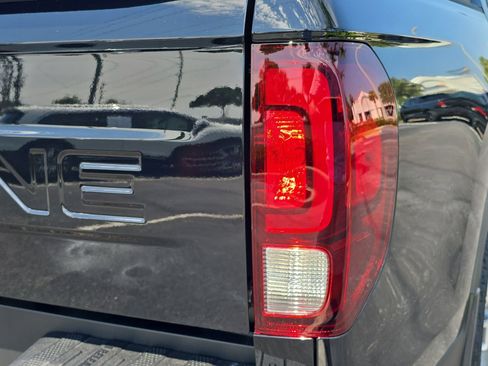 Used 2025 Honda Ridgeline RTL image 9