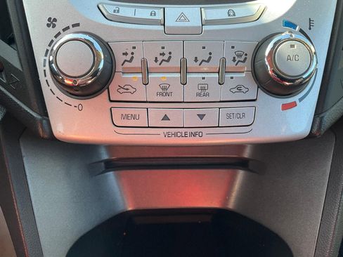 Used 2015 Chevrolet Equinox LS image 20