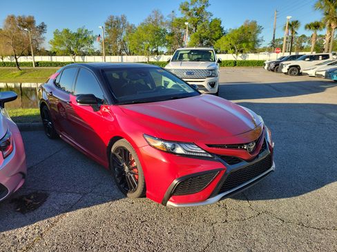Used 2024 Toyota Camry XSE image 6